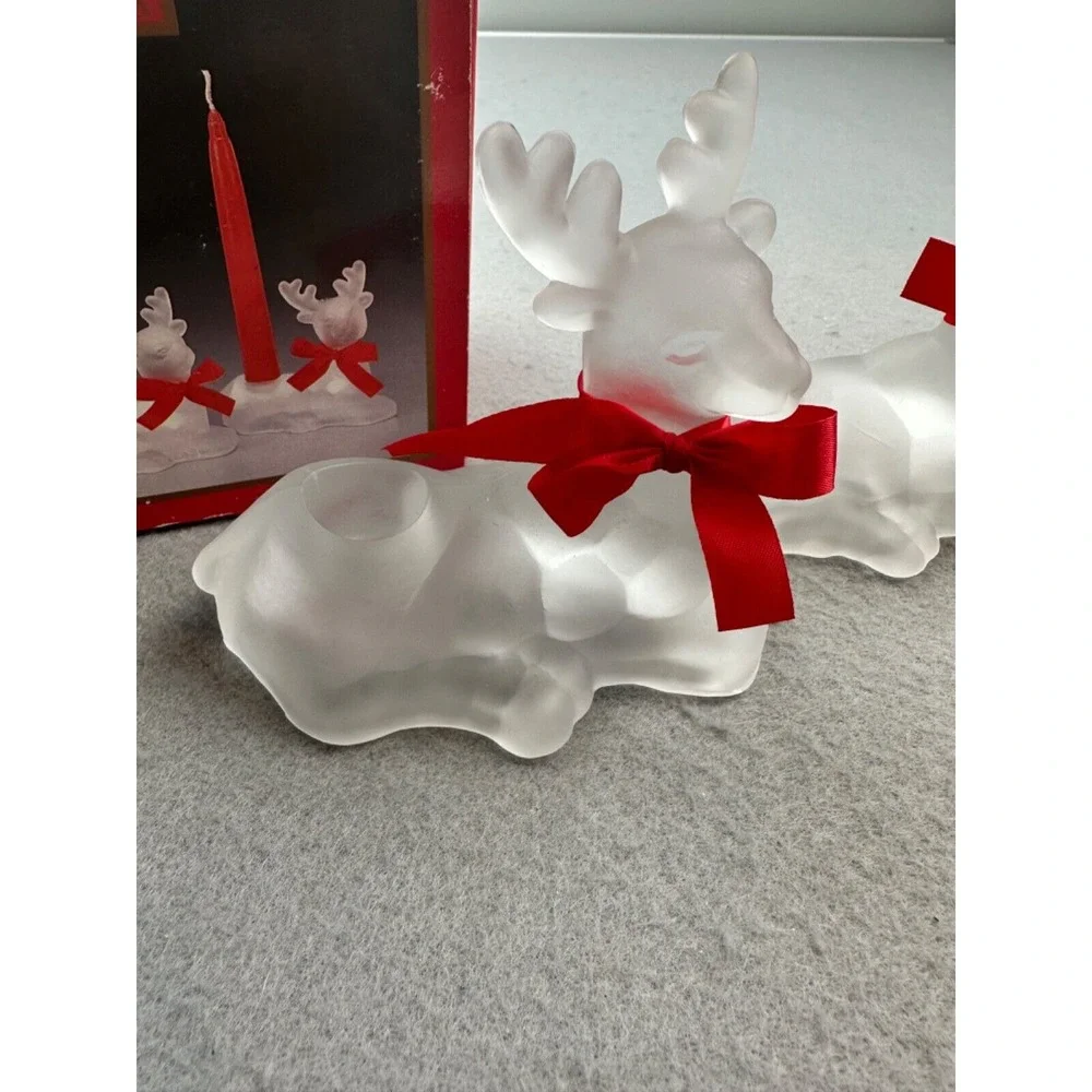 VTG Madison Avenue Set of 2‎ Frosted Reindeer Candle Holders w Red Ribbon NIB!
